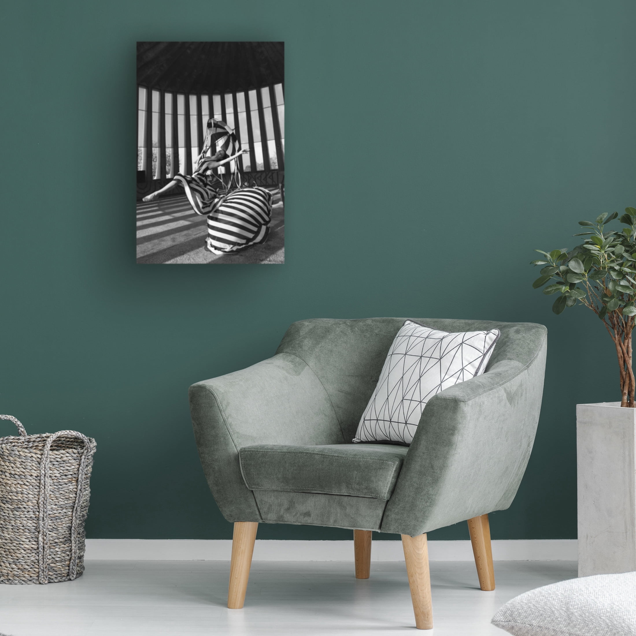 Trademark Fine Art Yoram GIL tuttstt ttctitt Canvas Wall Art
