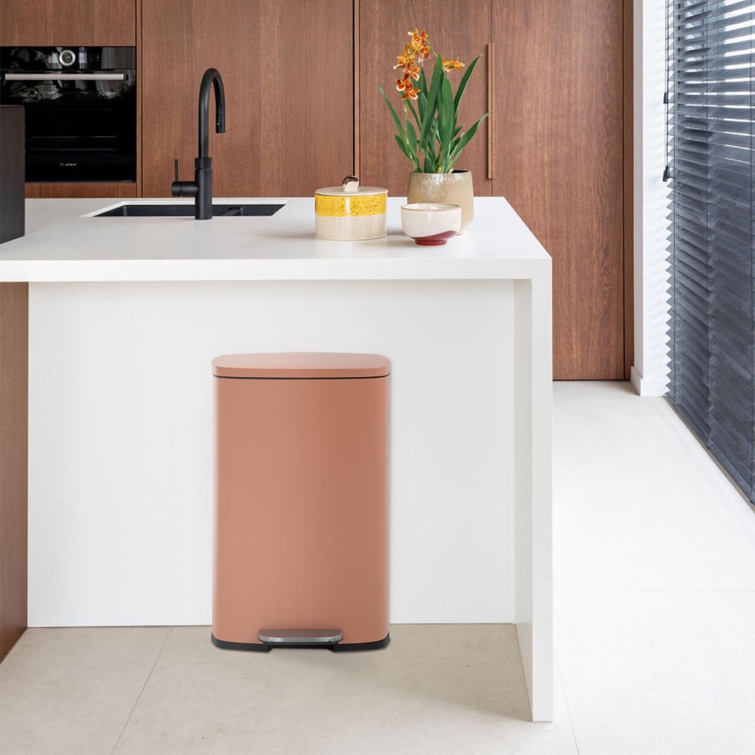 FDW 13 Gallon Stainless Steel Step Kitchen Trash Can with Lid, Fingerprint-Proof for Indoor(Pink)