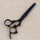 thumbnail image 4 of Tijeras profesionales de corte de cabello de 5.5 pulgadas, acero japonés, ergonómicas, para peluquería y uso doméstico., 4 of 5