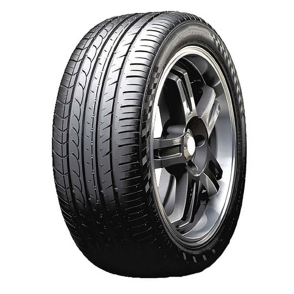 BlackHawk Street-H HU02 Tire, 225/40R18 92W XL, Superior Cornering