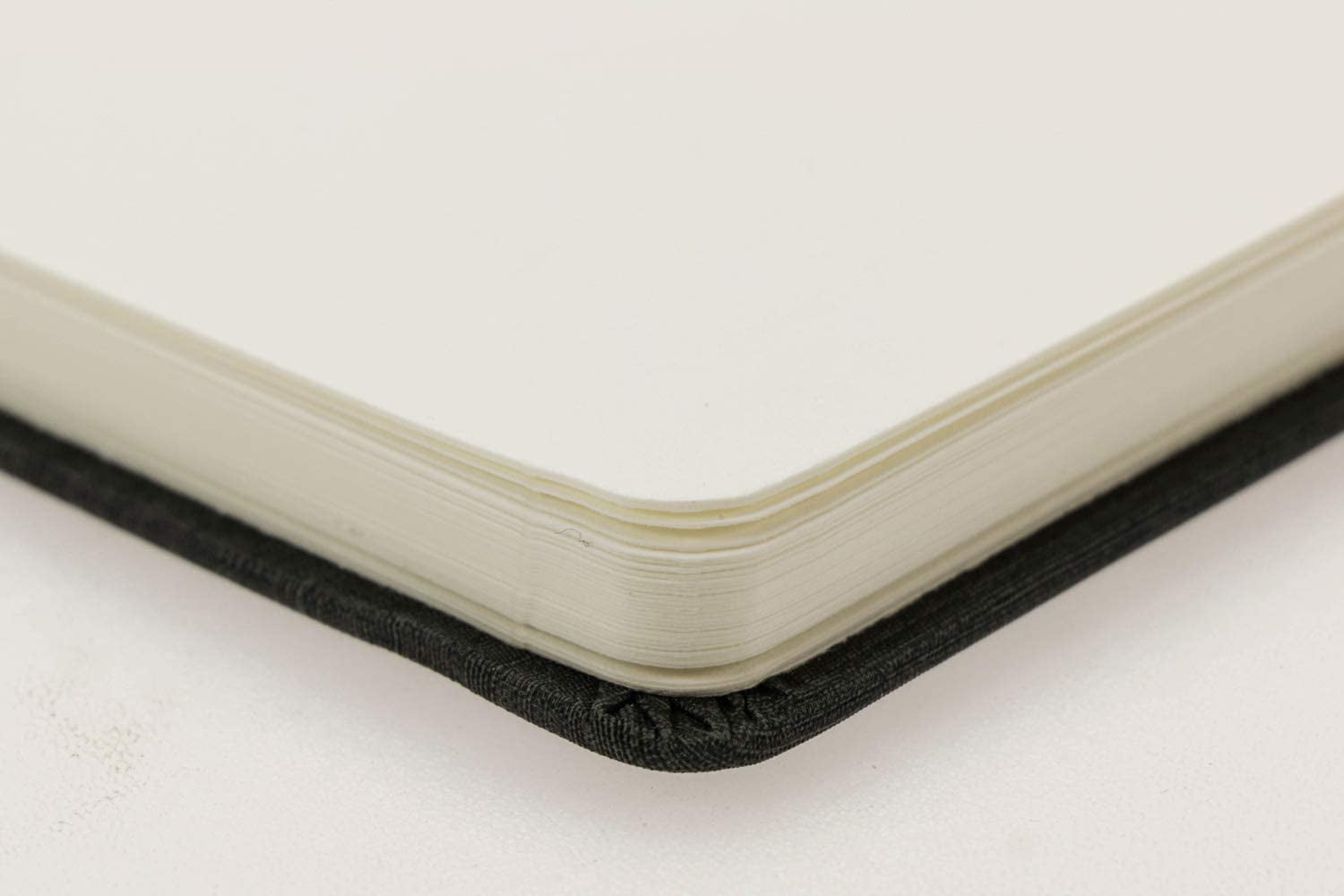 Hahnemuehle Akademie Watercolor Paper Book, 30 Pages, Landscape, 5.8" x 8.2"
