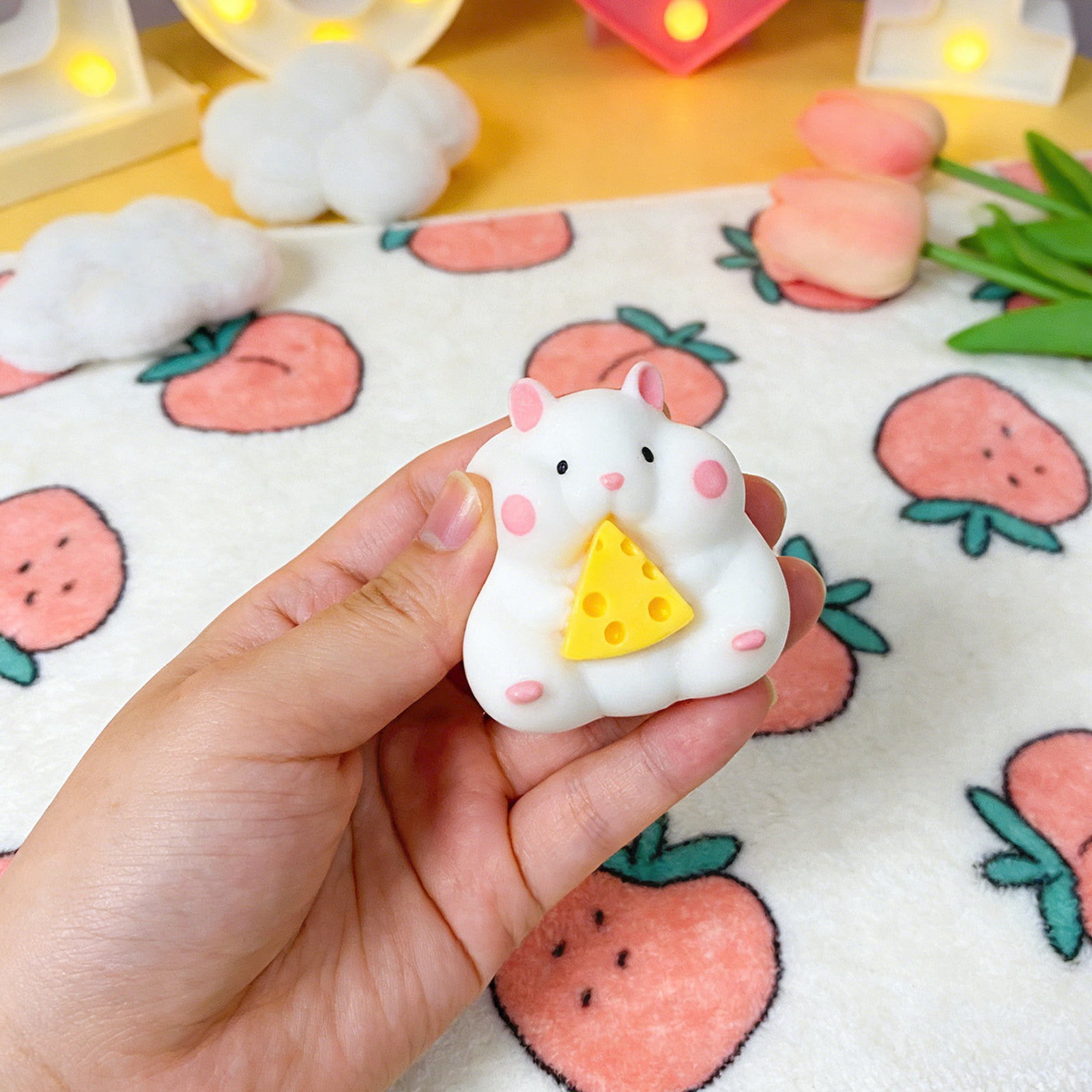 Silicone Mold Making Kit, 8.8Oz 1:1 Silicone, Squeeze Making Kit, Kids Craft Supplies, Art Supplies for Student 6-8, Cat Paw Squeeze, Hamster Squeeze, Gloves for Student, 3 Mold,