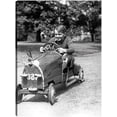 thumbnail image 1 of Cuadro Decorativo - Roadster de juguete vintage, 1 of 3