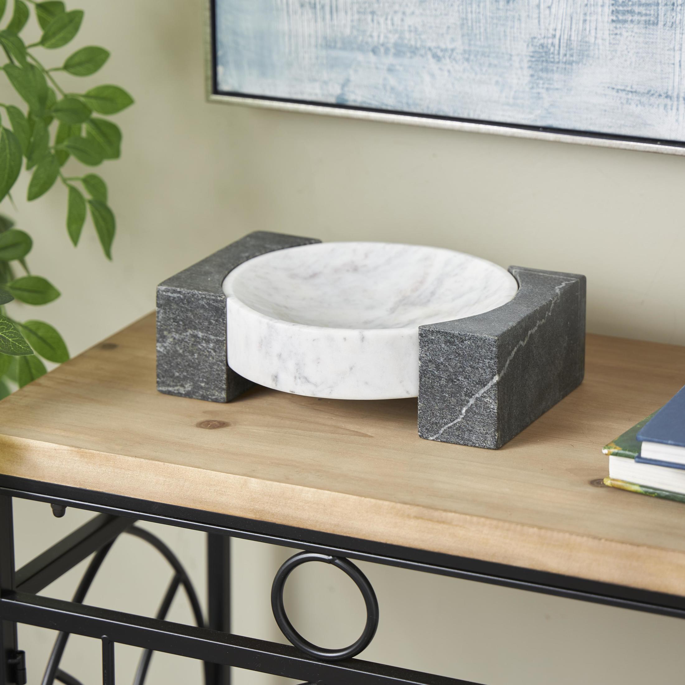 DecMode 10" x 8" White Marble Round Geometric Tray with Black Rectangular Blocks, 1-Piece
