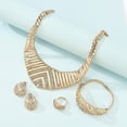 thumbnail image 4 of Conjunto de joyas de moda HUOGUO de 5 piezas de aleación de oro para mujer, 4 of 5