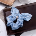 thumbnail image 1 of Bandeau Élastique pour Femmes Bleu avec Attache Queue de Cheval, 1 of 2