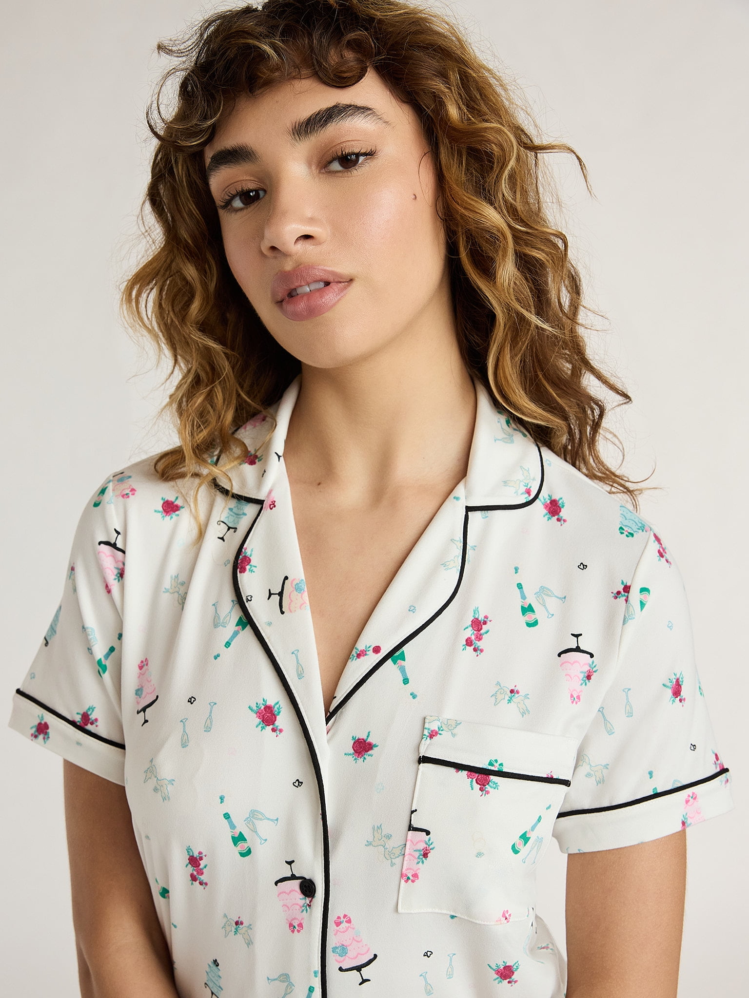 【正規販売店】 Bridal Knit Women's Joyspun Short Top Collar Notch Sleeve Clothing