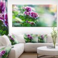thumbnail image 1 of Fleurs Roses sur Fond Vert - Impression d'Art Floral sur Toile, 1 of 3