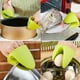 thumbnail image 2 of Guantes de silicona de aislamiento BLESIY para horno olla caliente horneado clip, 2 of 8
