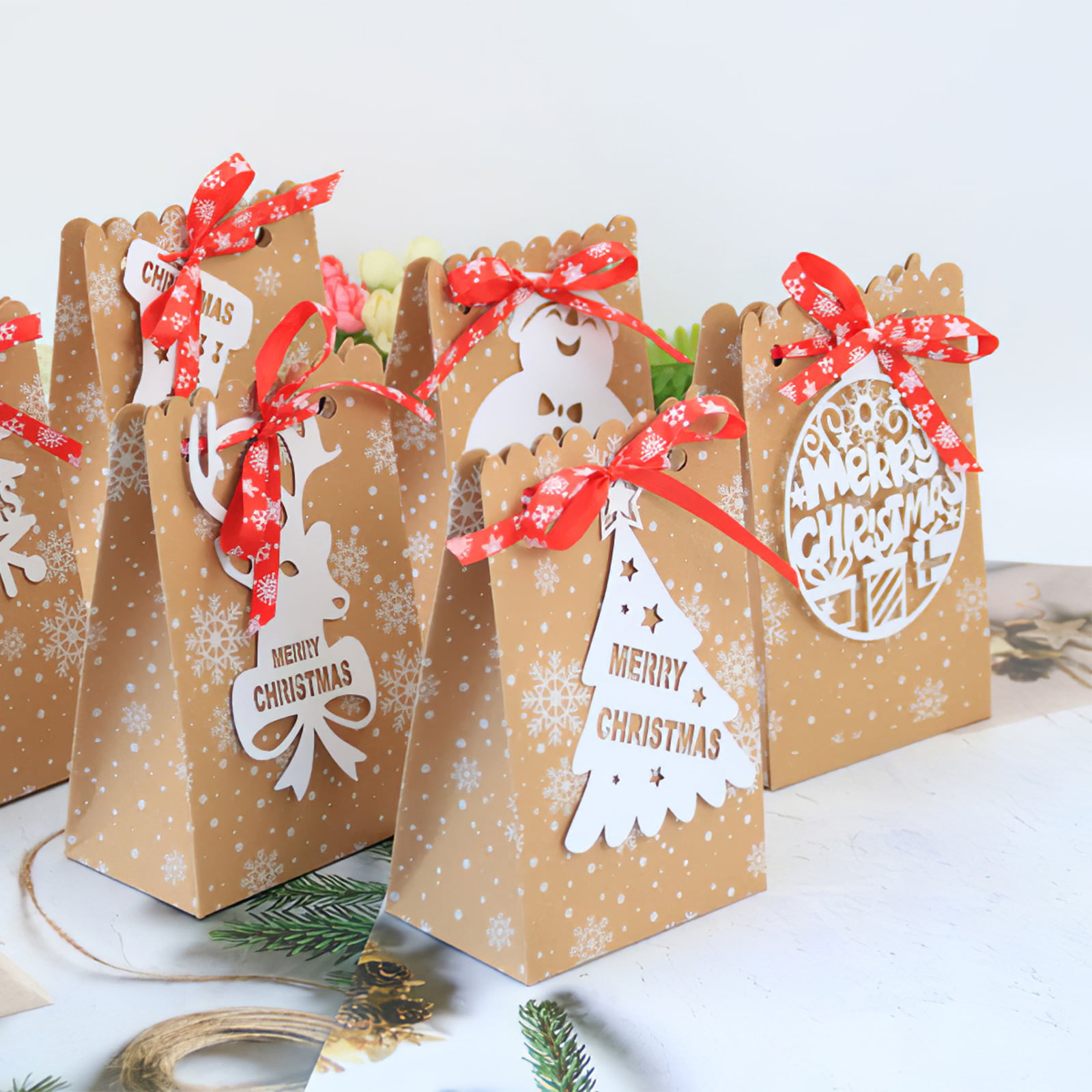 24pcs Christmas Candy Bags Kraft Paper Christmas Packing Pouch for Party Home 