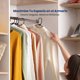 thumbnail image 5 of Ganchos de Plastico Premium SereneLife, Antideslizantes, Ahorradores de Espacio, Duraderos y Resistentes, para Camisas, Suéteres, Sudaderas, Abrigos, Pantalones y Vestidos, Negro, Pack 200, 5 of 7