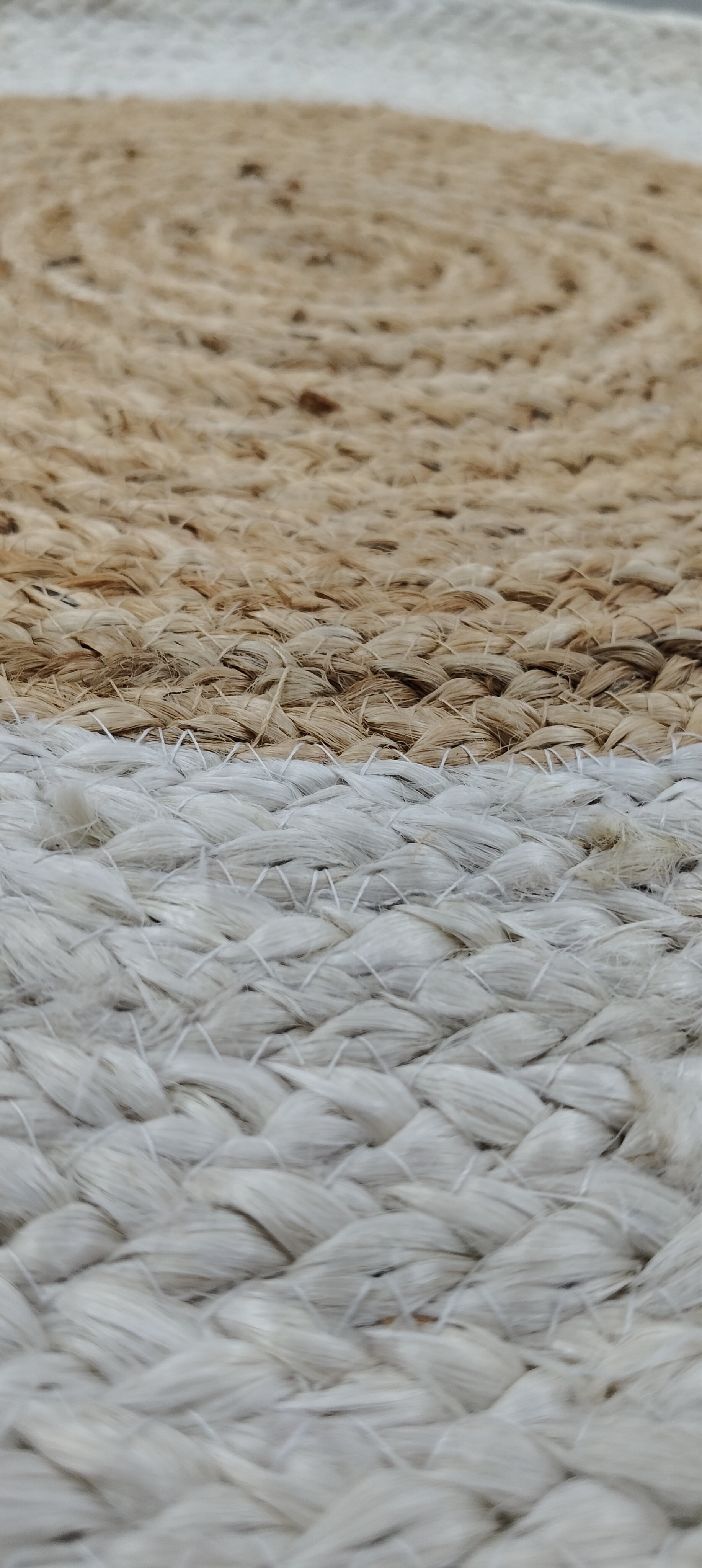 Handwoven Natural Jute Area Rug – Eco-Friendly, Durable & Stylish Floor Décor Rug, Rural Rugs Size - 2 x 2 Feet Round (60 cm x 60 cm)