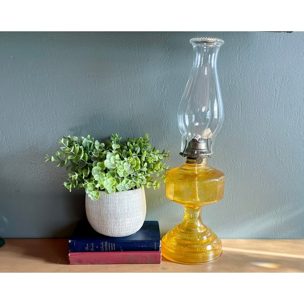 Antique Yellow Glass Oil Lamp, P&A MFG CO. Waterbury Conn. Eagle Glass