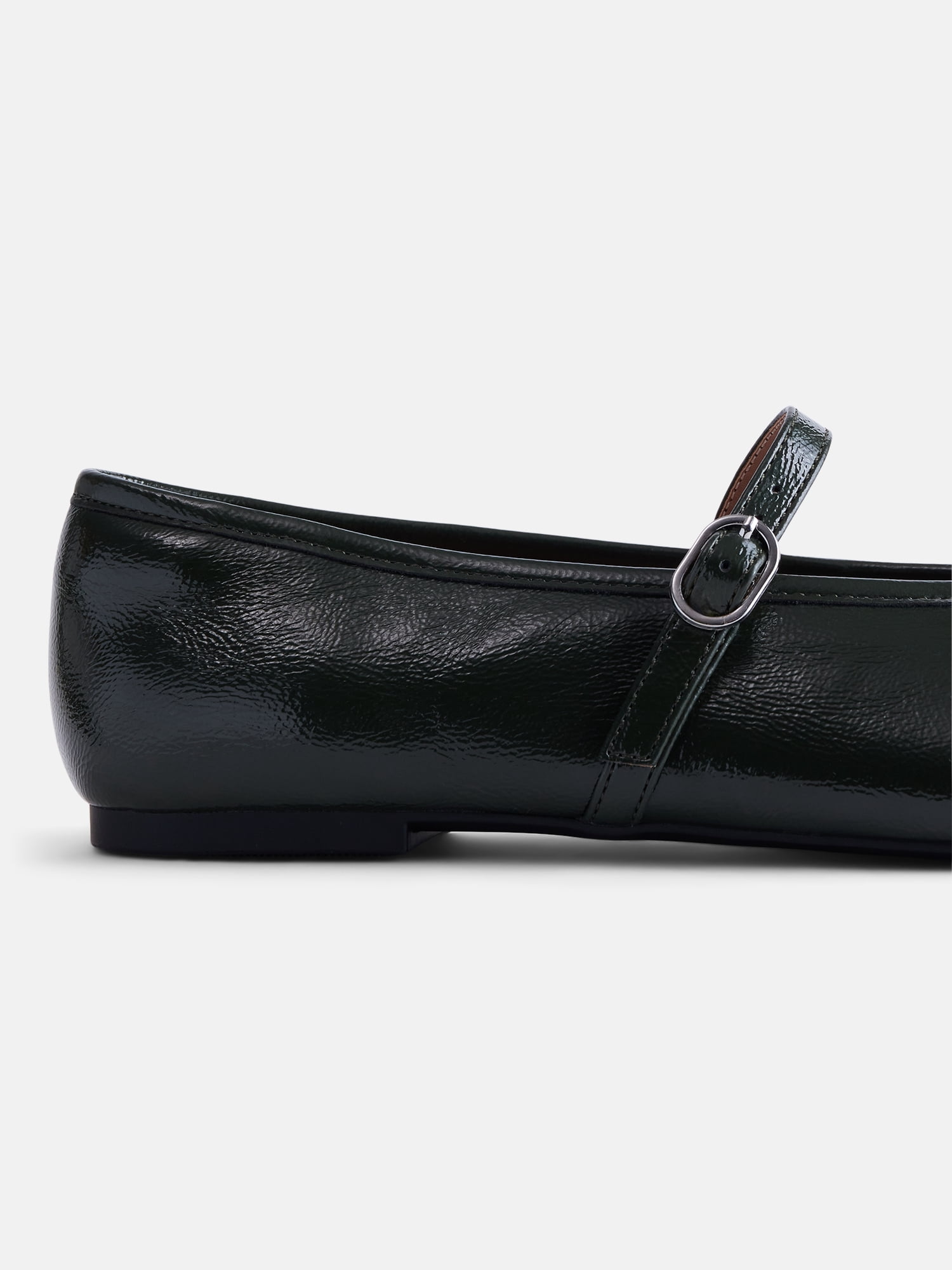 No Boundaries Women's Crinkle Mary Jane Flats