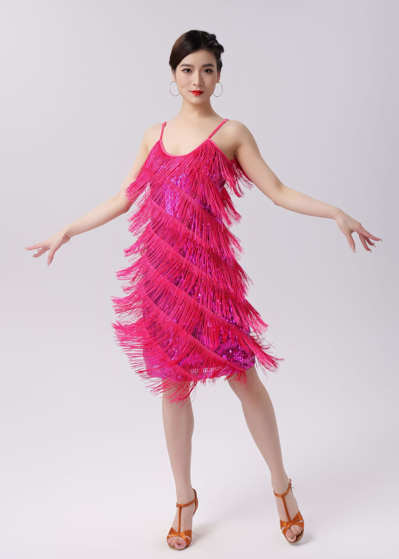 Vestido de baile latino para adultos, con lentejuelas y borlas