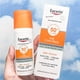 thumbnail image 2 of Eucerin protector solar Original FPS 50 +, bloqueador solar Facial oleoso para acné, piel sensible propensa, protección UV, 50ML, 2 of 3