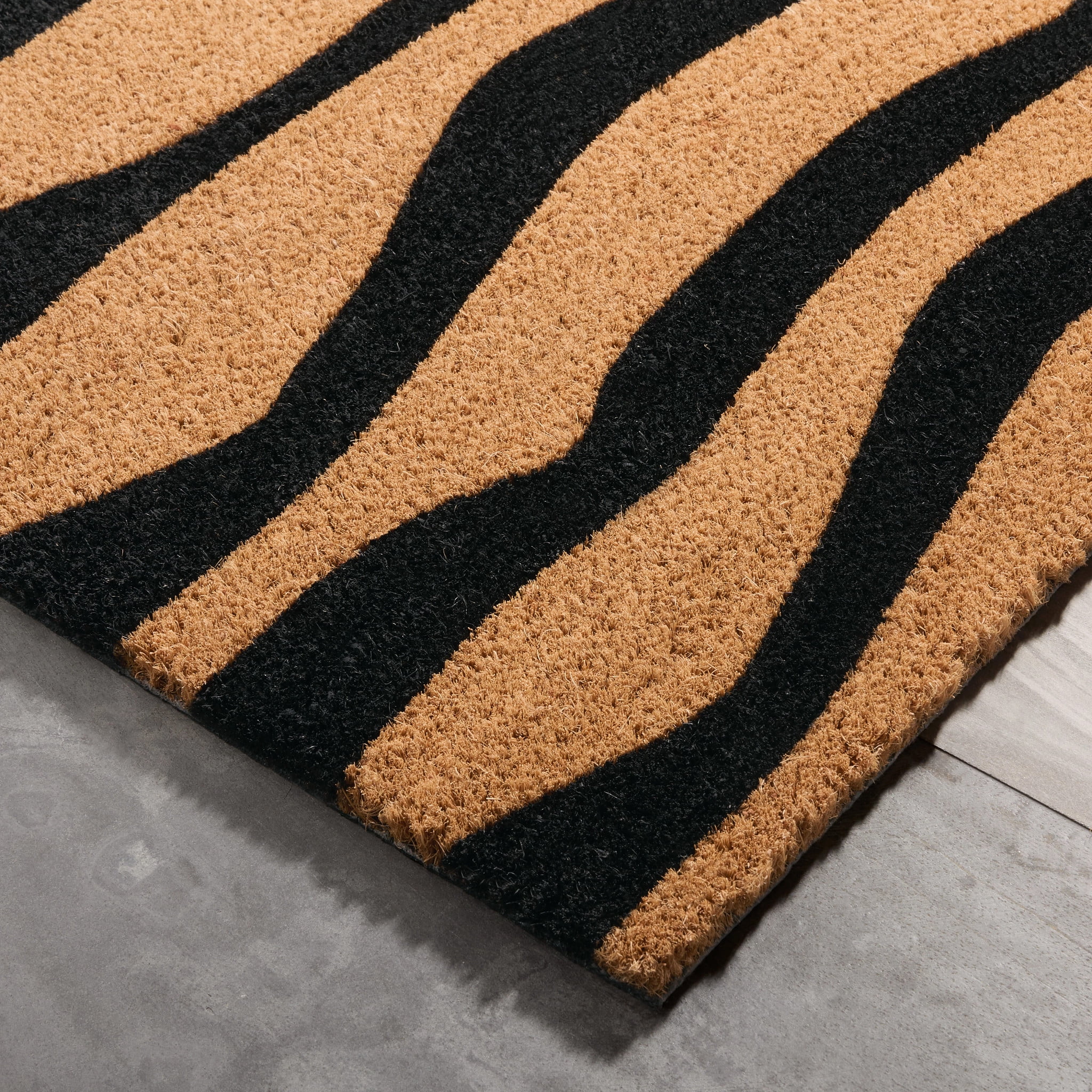 TOWN & COUNTRY TERRA Ravine Abstract Mountain Outdoor Door Mat, Natural Coir, Heavyweight, Non-Slip Entryway Mat, Black, 18"x30"