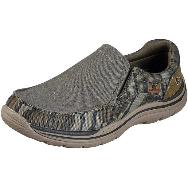 Skechers relaxed clearance fit size 15