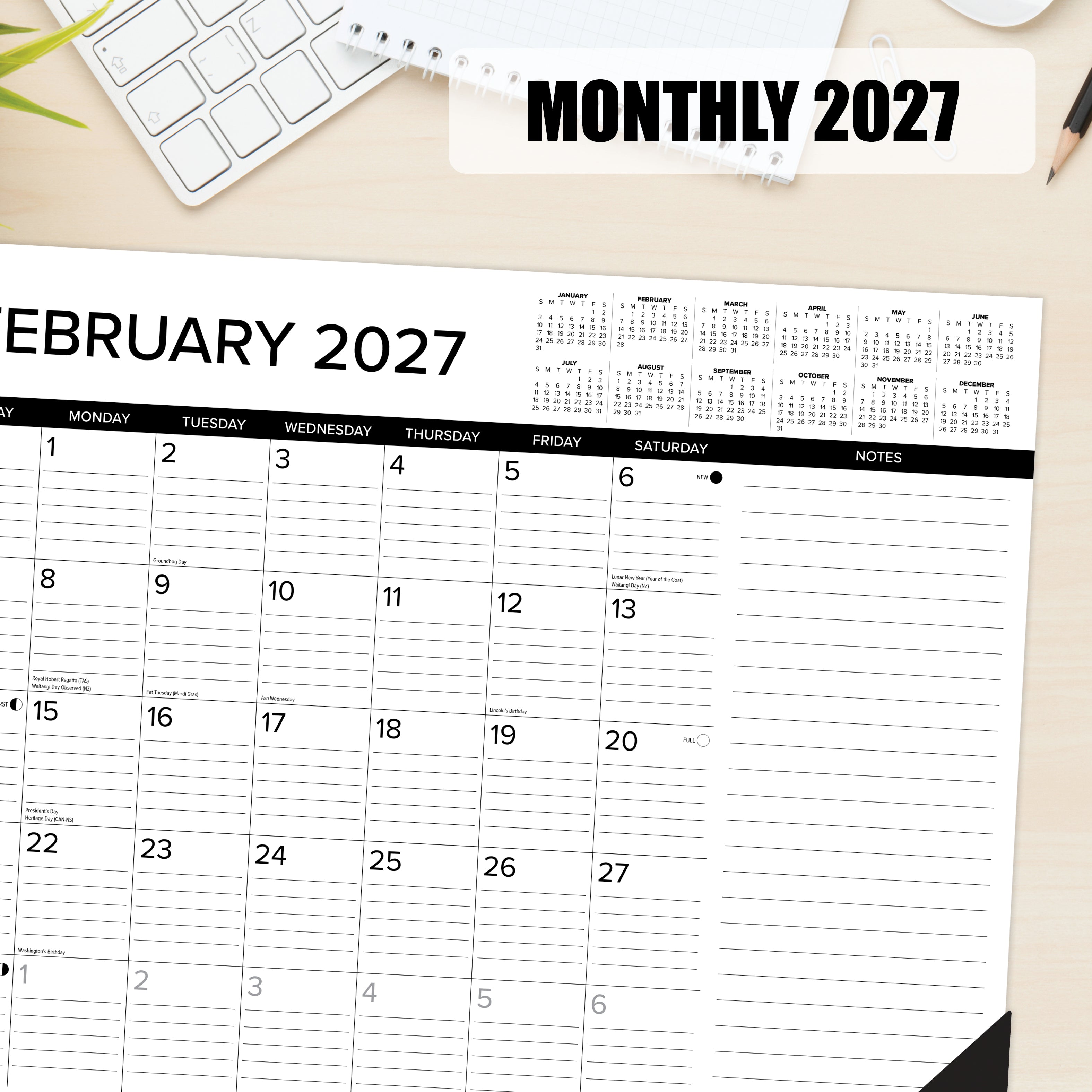 Willow Creek Press B&W w/Lines 2027 22" x 17" Large Monthly Deskpad (66133)