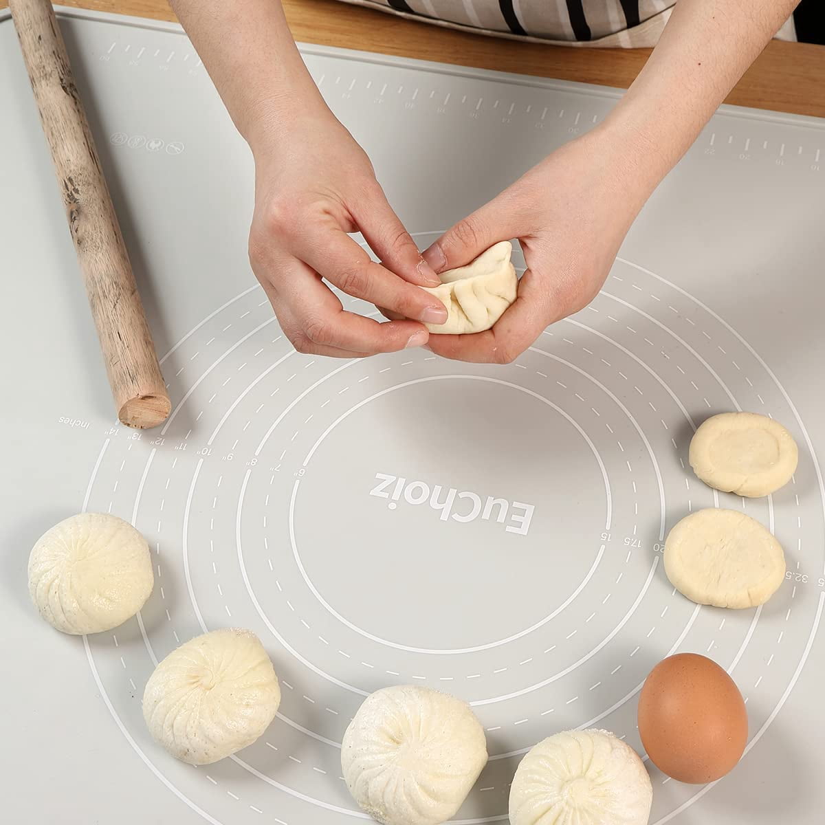 EuChoiz Silicone Pastry Mat 32" x 24" Non Stick Baking Mat Food Grade Silicone Rolling Dough Mat