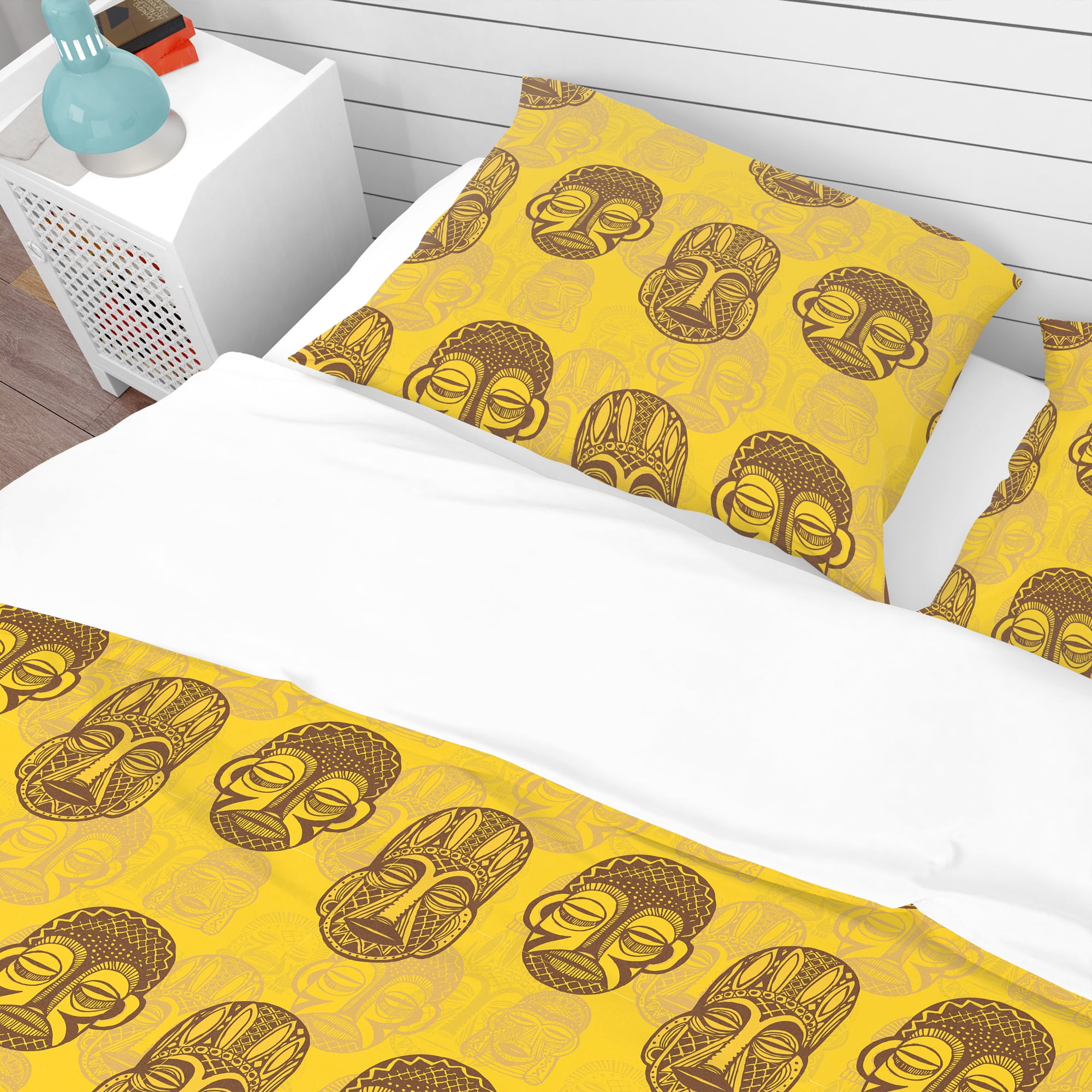 Designart 'Pattern of Tribal Masks' Tropical Duvet Cover Set