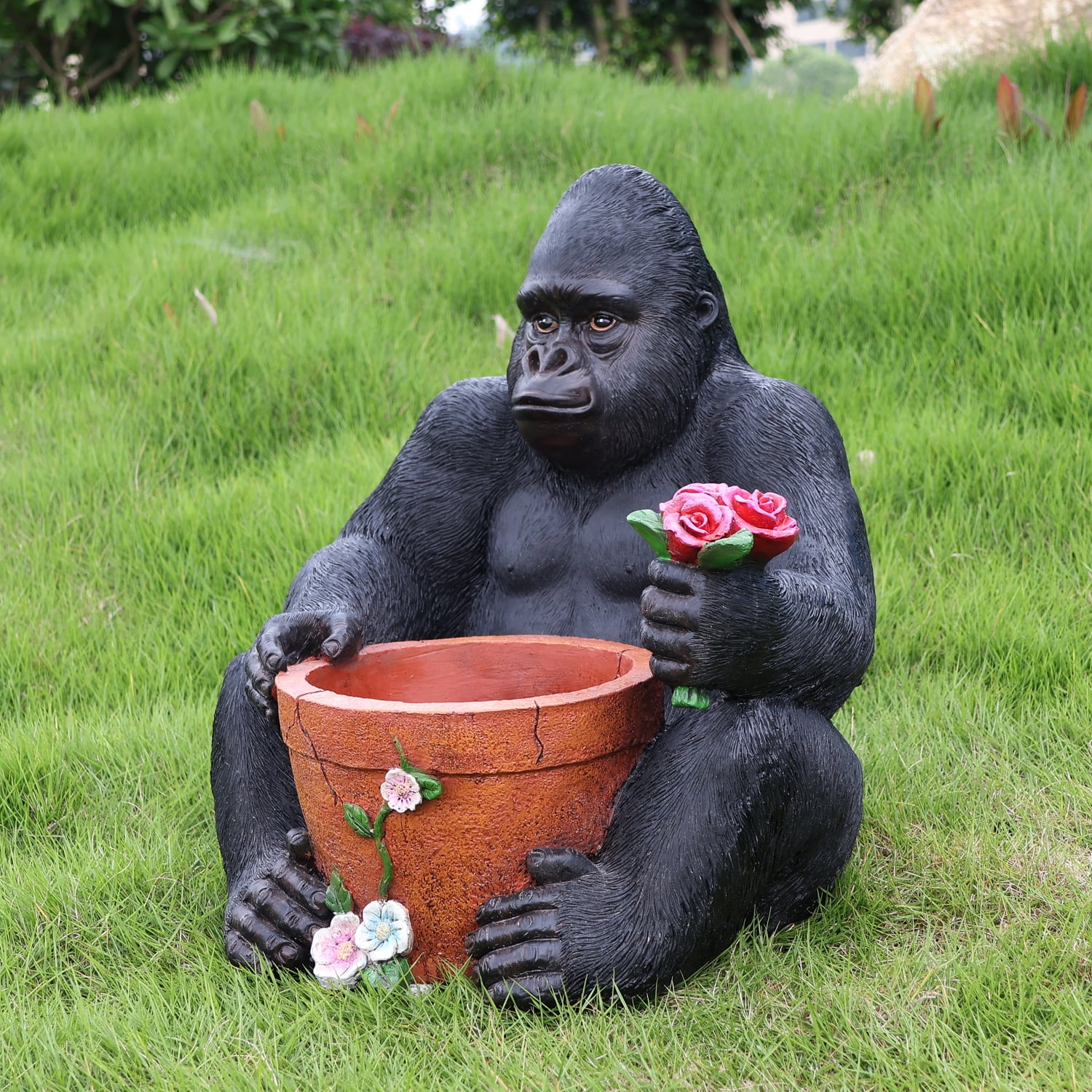 Aukfa Outdoor Gorilla Garden Statue with Planter, Resin Monkey Planter Sculpture with Flower Detail for Yard, Lawn, Patio, Porch Decor, Weather-Resistant Garden Ornament