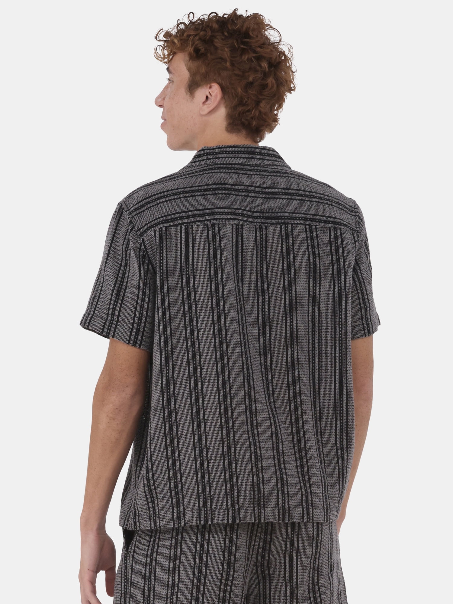No Boundaries Textured Fabric Shirt with Short Sleeves, Men's & Big Men's