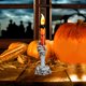 thumbnail image 5 of Adornos de Halloween: Velas, Candelabros, Manos de Esqueleto y Fantasmas | Resina Naranja, 21,5 X 6 Cm | Funciona con Pilas | Decoración para El Hogar (1 Unidad), 5 of 6