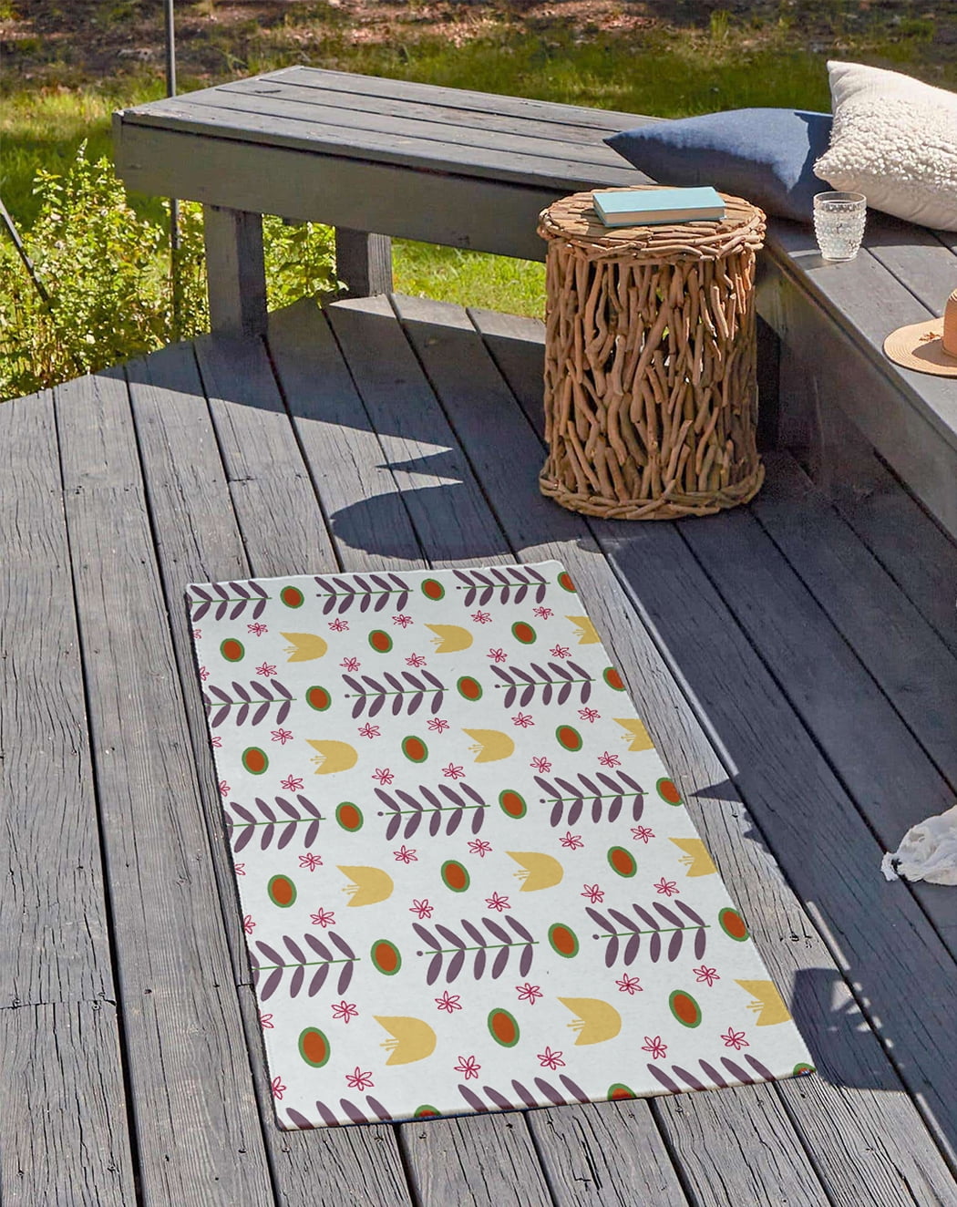 24" 36" Simply Daisy Spring Garden Scandinavian Chenille Area Rug, White
