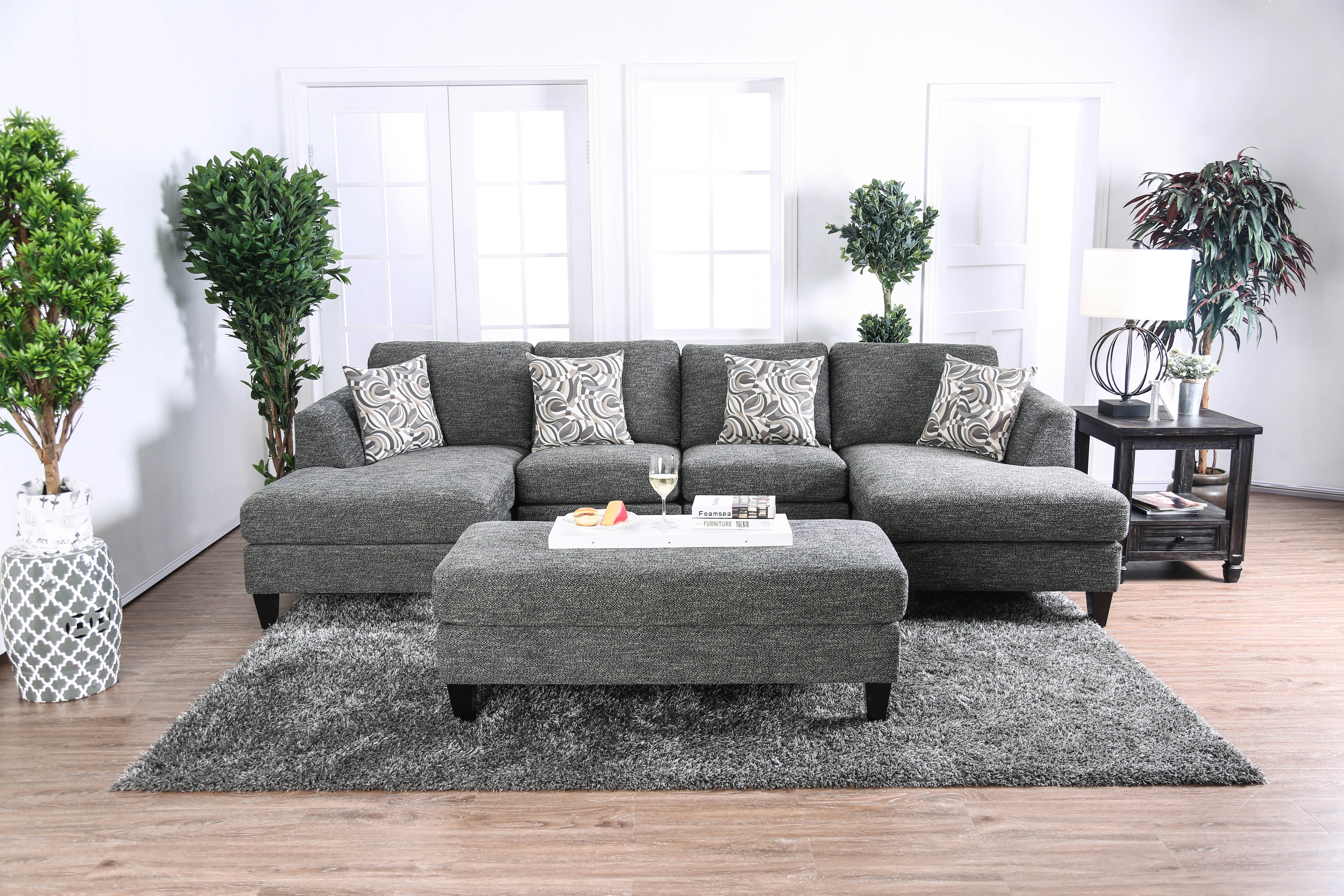 Furniture of America Daniel Sectional Sofa for 4 in Faux Linen Gray