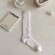 thumbnail image 1 of Nvzi 3 pares de calcetines casuales de tubo de algodón hasta la rodilla para mujer, calcetines largos hasta la rodilla de punto sólido, regalo para toda la temporada, elásticos, suaves (blancos), 1 of 2