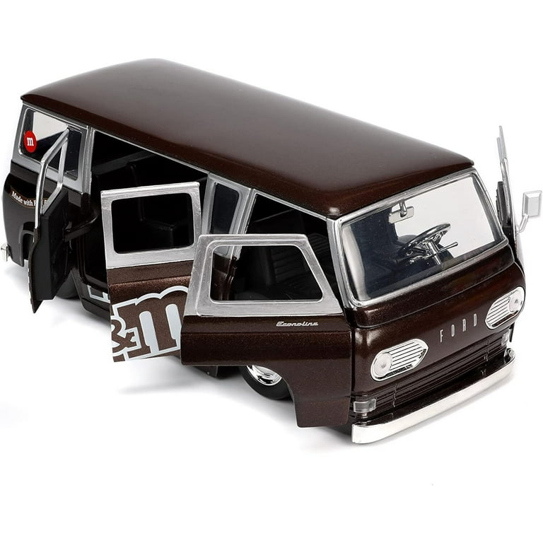 Jada Toys M&M's 1:24 Scale 1965 Ford Econoline Die-Cast Vehicle