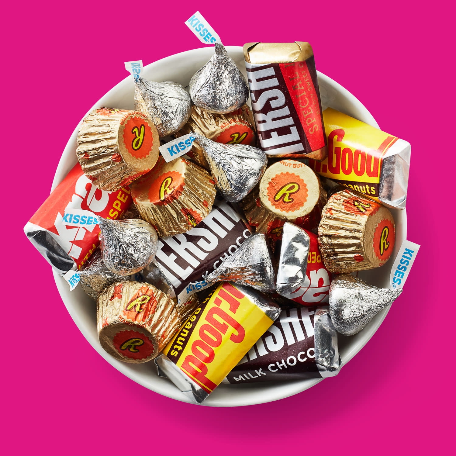 Hershey's and Reese's Assorted Chocolate Flavored Candy, Party Pack 35 oz