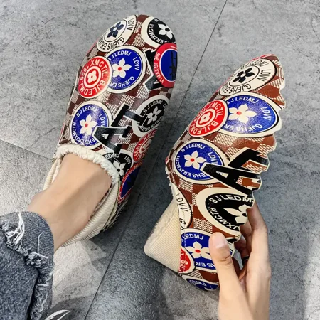 

Men‘s Cotton Lining Slip On Home Shoes Winter