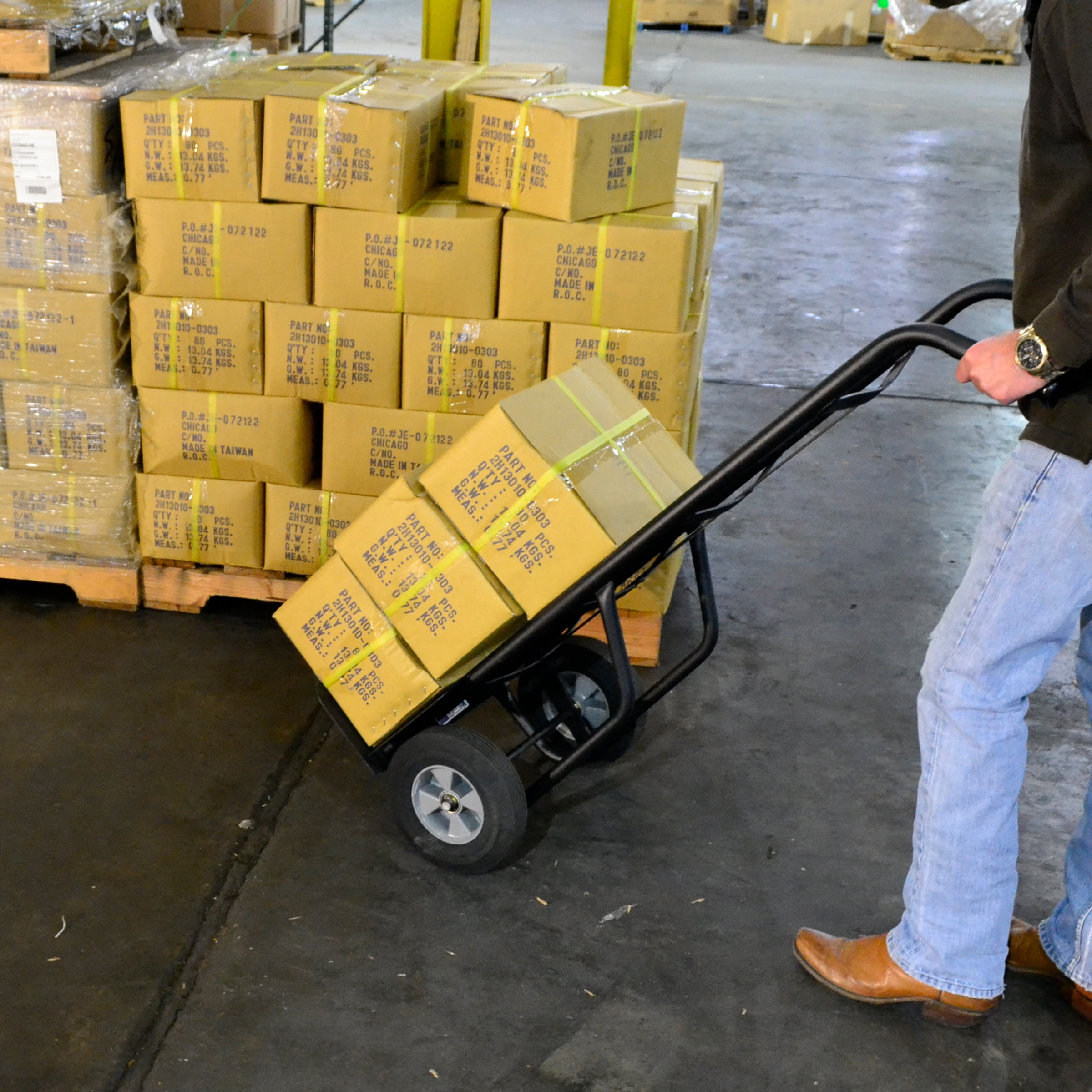 Milwaukee DC60138, Black 1000 lb Dual Handle Hand Truck