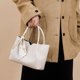 thumbnail image 5 of Bolso Transporte Elegante Cuero Vegano Mujer Hombro Vaca, 5 of 8