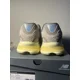 thumbnail image 4 of New Balance 2010 Grey Day 2025, 4 of 6