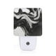 thumbnail image 1 of Balery Fluid Black White Paint Swirls Luz Nocturna LED con Sensor Automático, Enchufe con Sensor Crepuscular, Luz Suave de 0.5W para Dormitorio, Pasillo, Baño-EU, 1 of 7