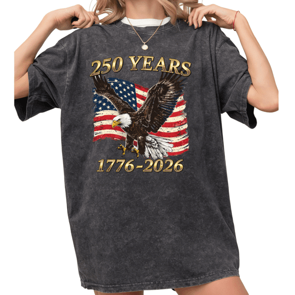 UNISHE Women's 250 Years 1776-2026 Bald Eagle USA Flag Vintage Washed T-Shirt Short Sleeve Distressed Relaxed Fit Tee