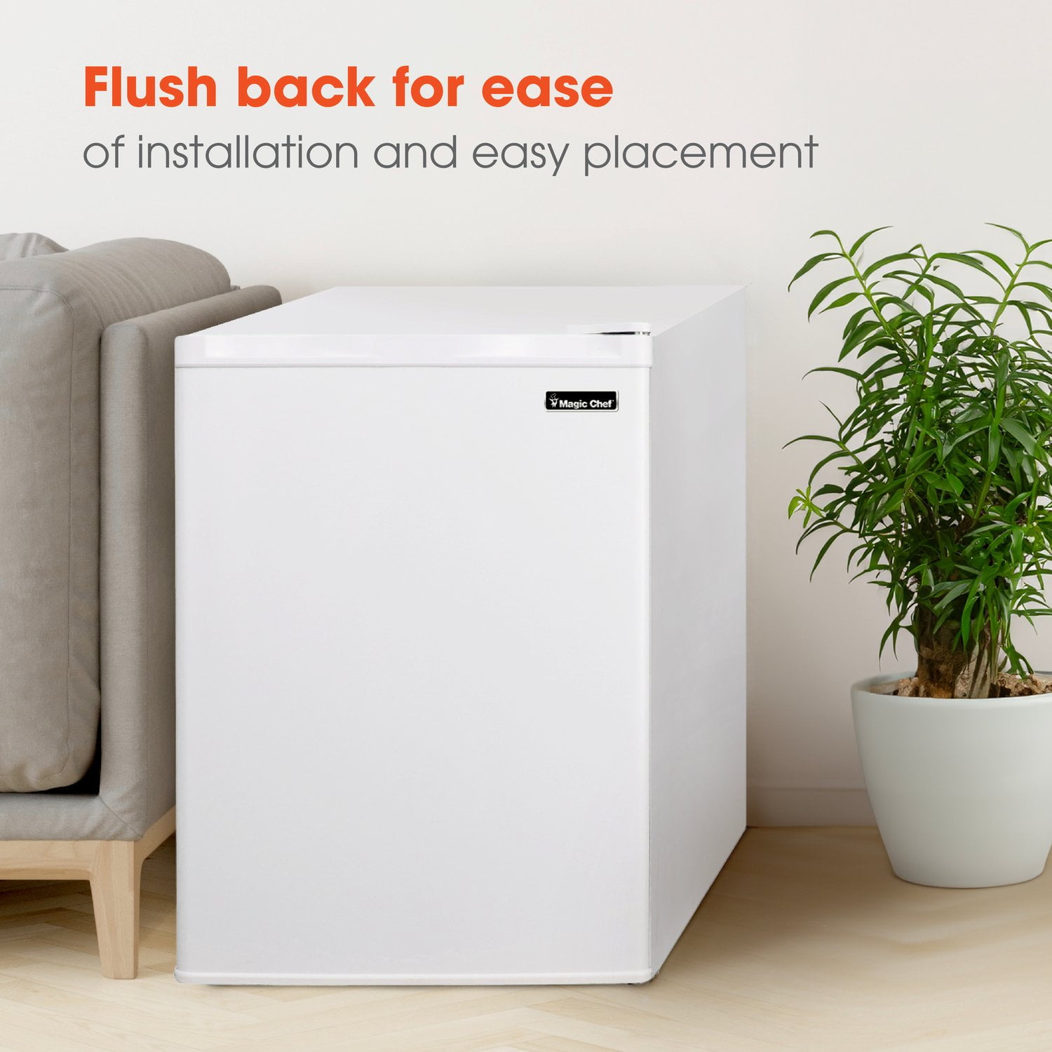 MAGIC CHEF 2.6 cu. ft. Mini Fridge in White, HMAR265WE