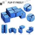 thumbnail image 5 of Cubo infinito azul, juguete de descompresión, juguete antiestrés para oficinistas, superficie de silicona., 5 of 5