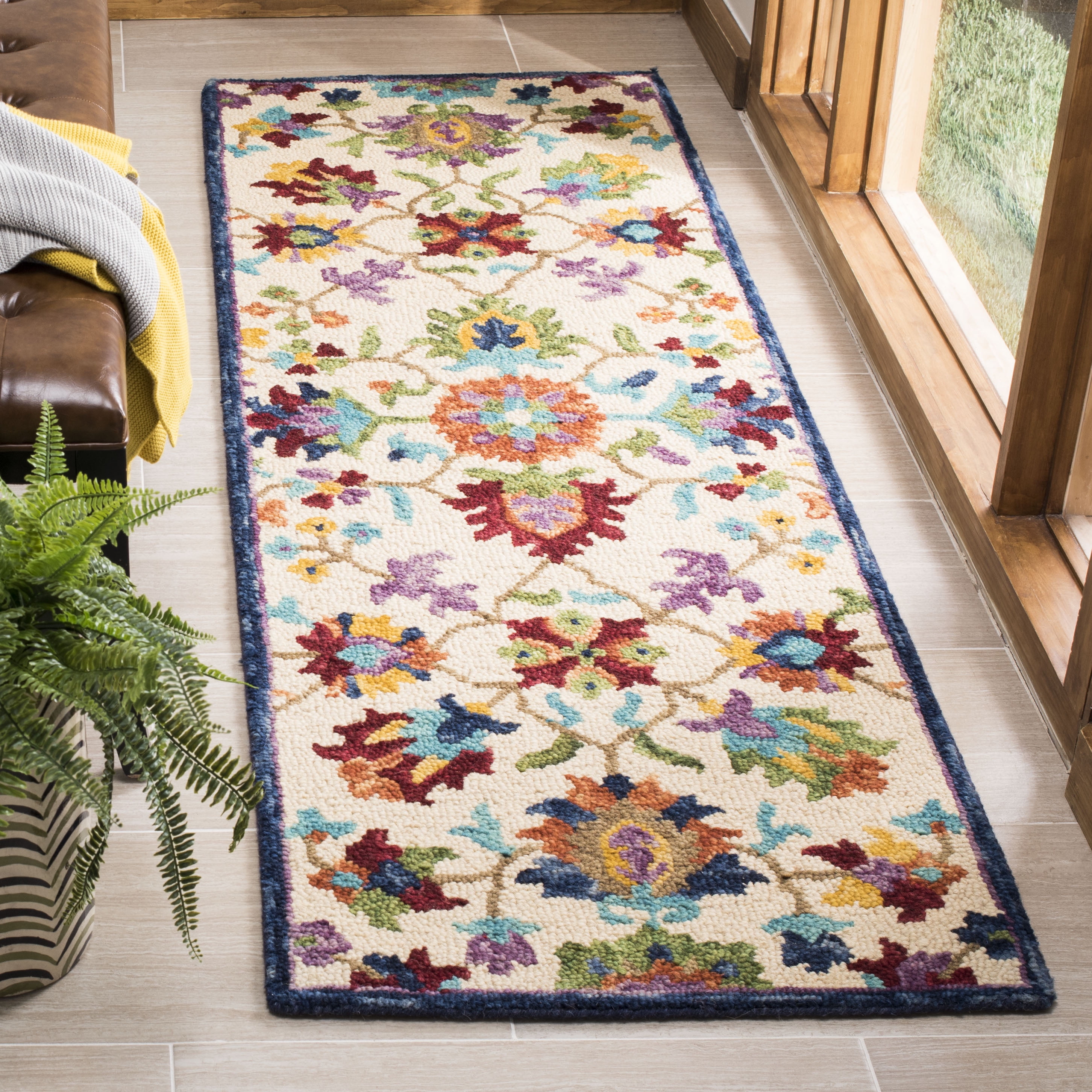 SAFAVIEH Aspen Giles Floral Wool Runner Rug, Ivory/Blue, 2'3" x 8'