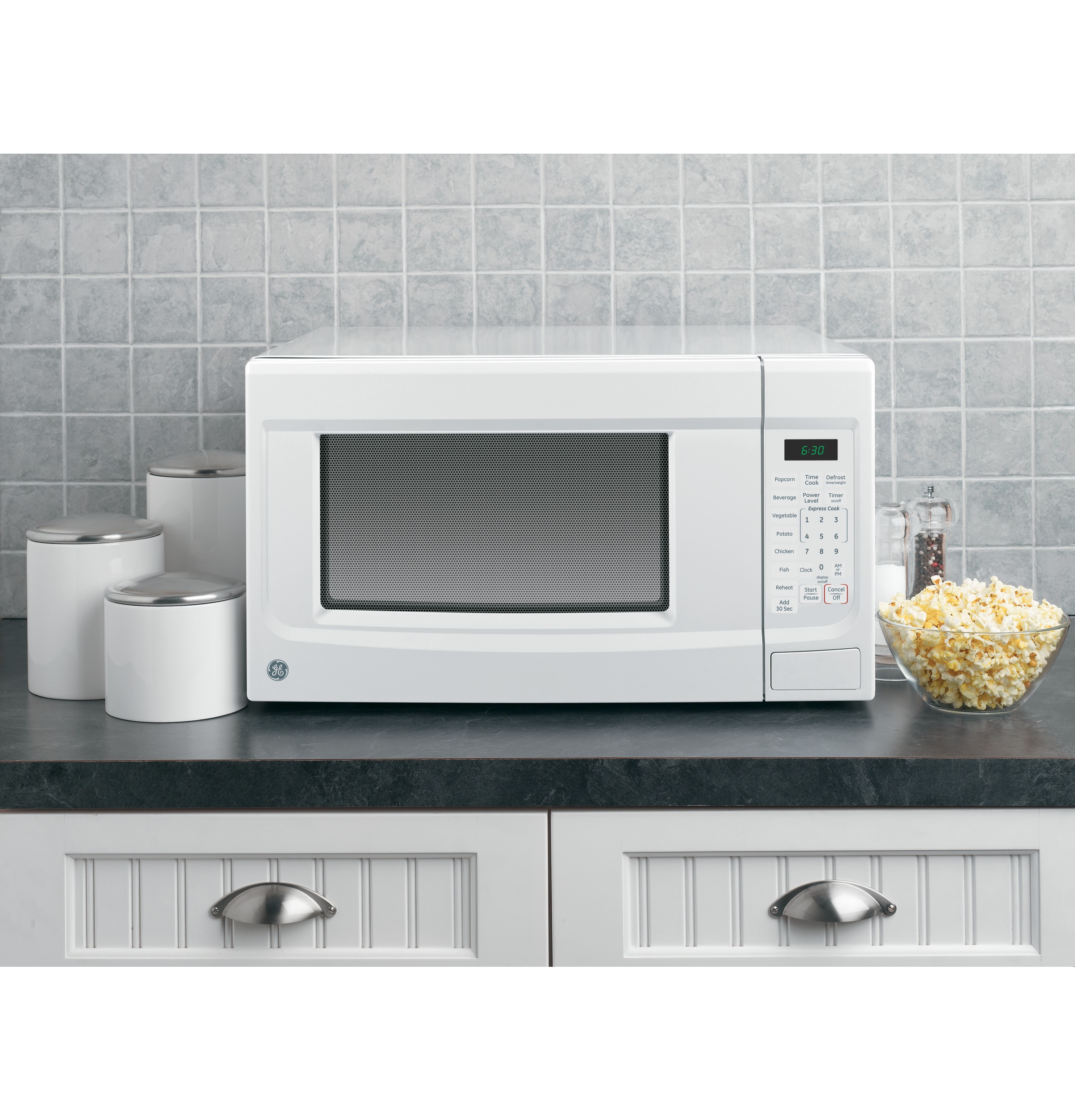 GE® 1.4 Cubic Foot Capacity Countertop Microwave Oven, White, JES1460DSWW - image 3 of 11
