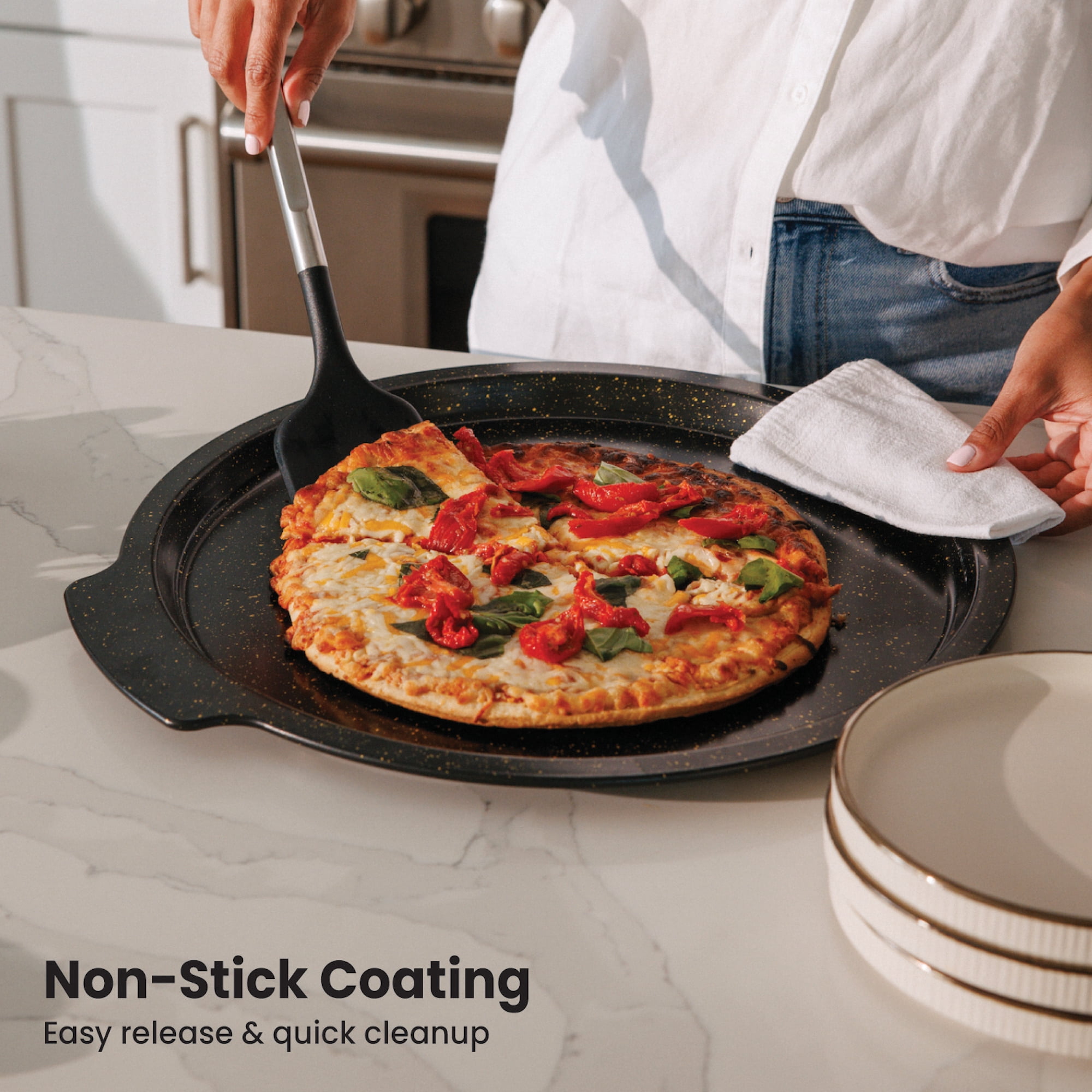 Thyme & Table 14" Non-Stick Pizza Pan - Black