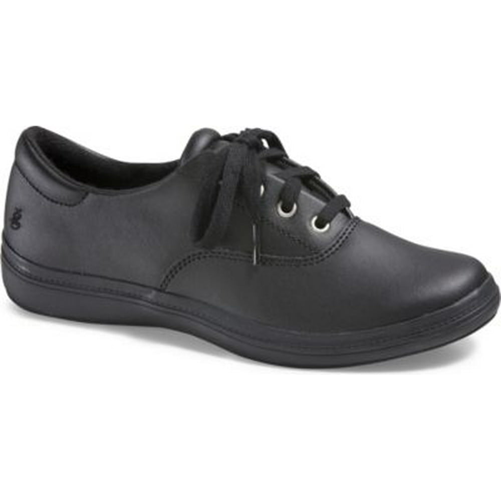 what stores sell grasshopper shoes