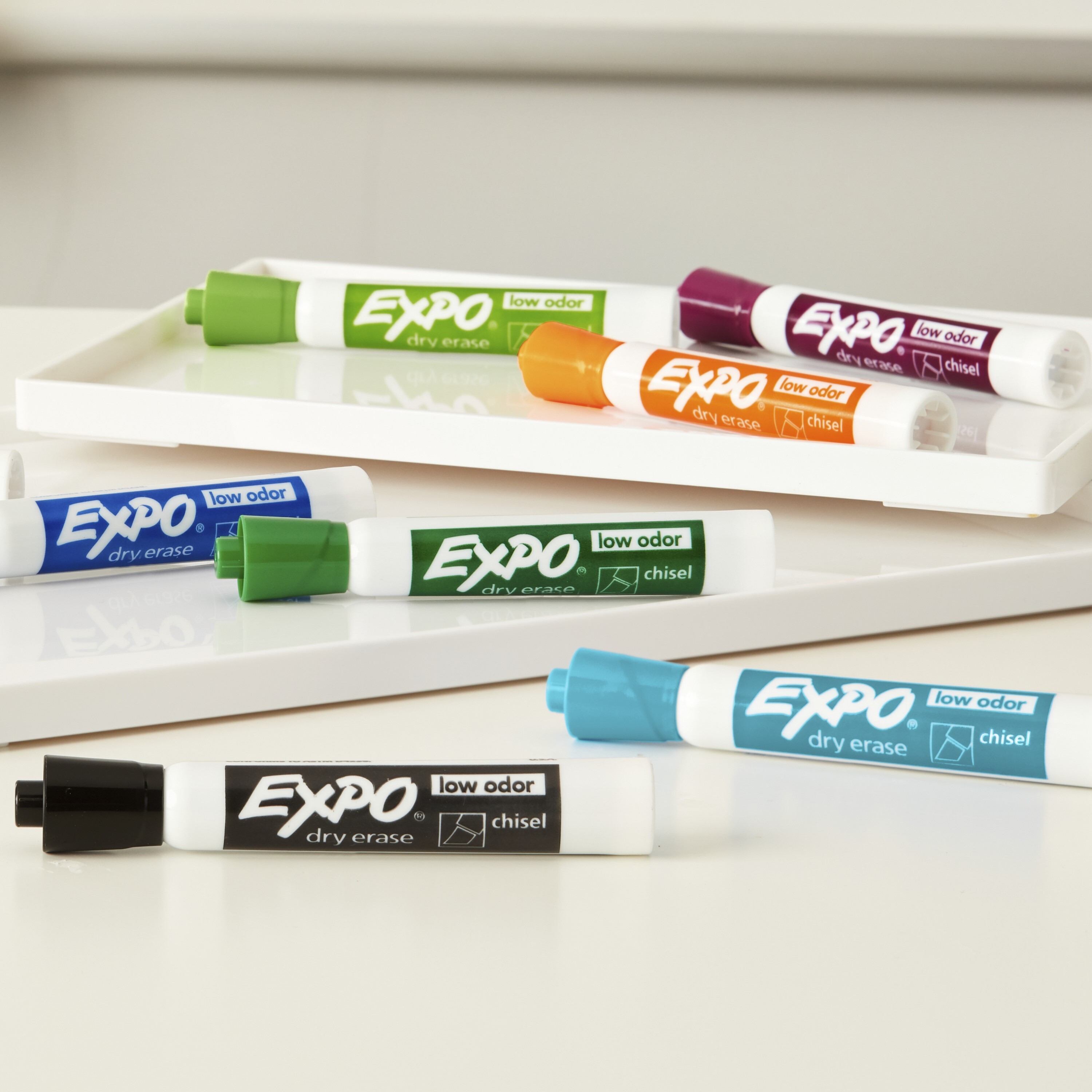 Expo Low Odor Dry Erase Markers, Chisel and Fine Tip, Assorted Colors, Eraser, 7 Piece Set - image 3 of 8