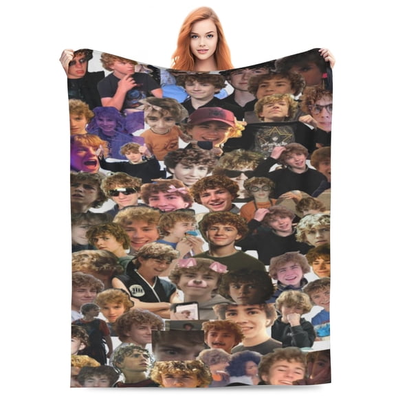 Walker Scobell Bed Blanket 3D Printed Throw Blanket Lightweight Super Soft Air Conditioning Room All Season Blanket Sofa Couch Bed Fans Cartoon Blanket 40"x30"
