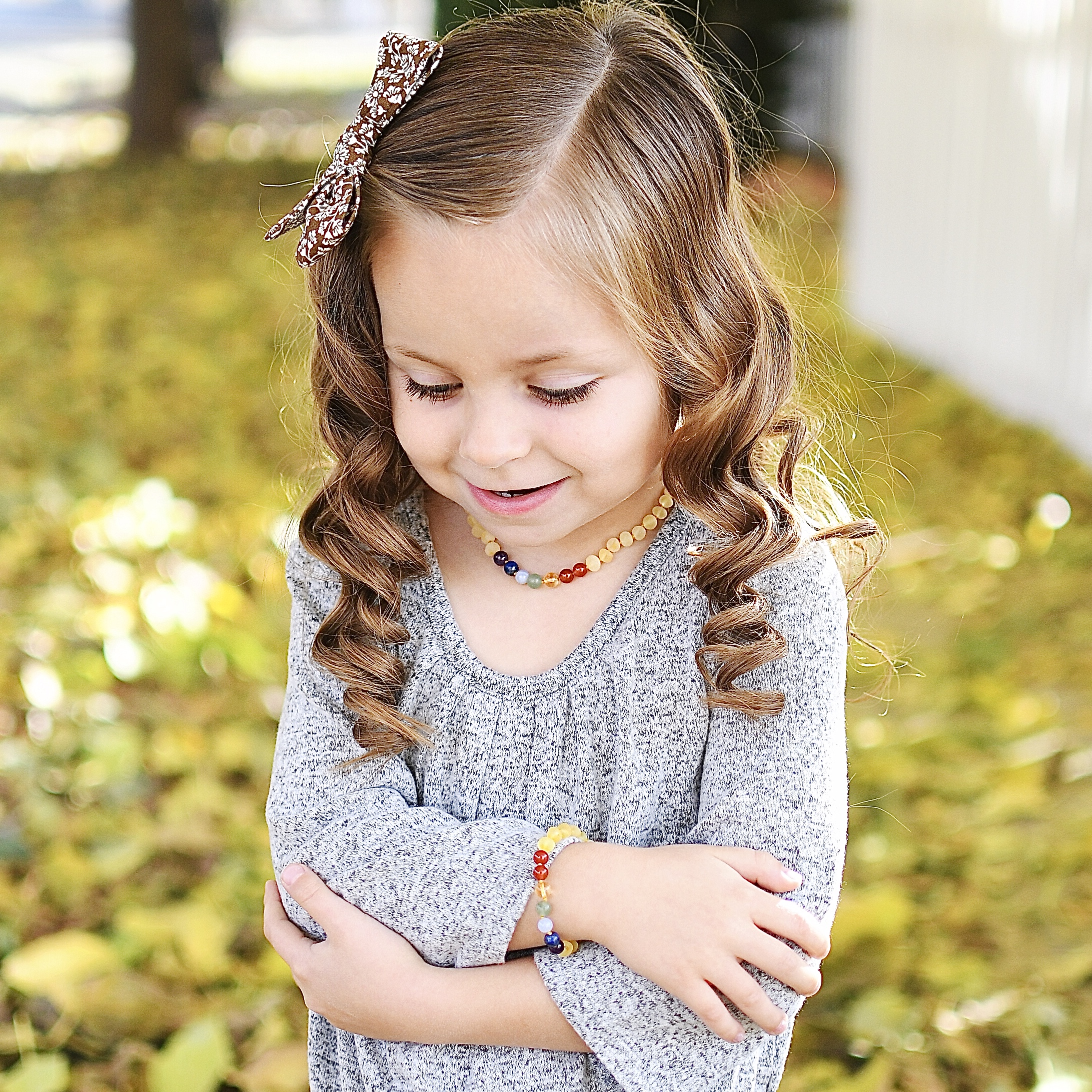 lolly llama amber teething necklace