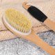 thumbnail image 2 of Cepillo exfoliante de espalda OWIIZI para ducha, cerdas extralargas y rigidas, mango largo de madera curvado, exfoliante para hombres y mujeres, uso, 2 of 7