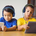 thumbnail image 3 of Auriculares para niños: auriculares estéreo plegables sin enredos con cable de 3,5 mm y conector para auriculares supraurales para niños, adolescentes, niños, niñas, teléfonos inteligentes, escuelas,, 3 of 3